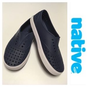 Native Miller Rubber Shoes 10 Women’s /  Men’s 8